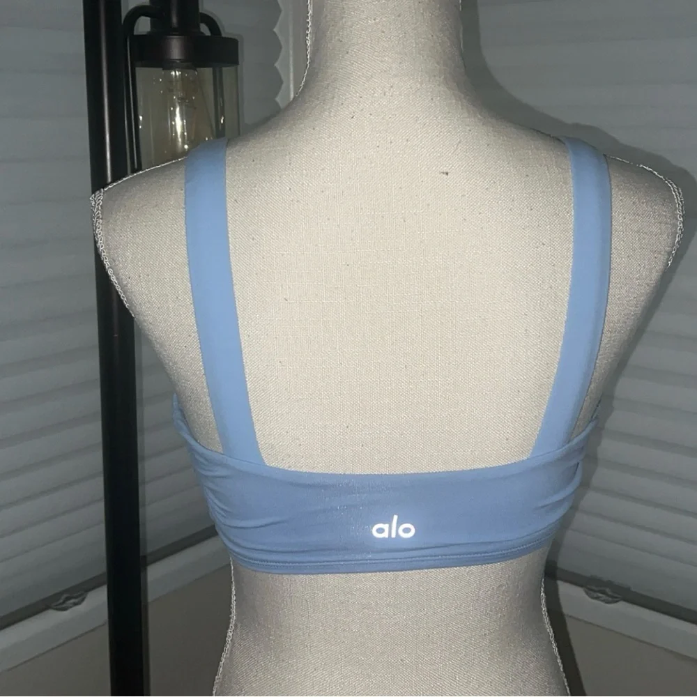 ALO Yoga brand new